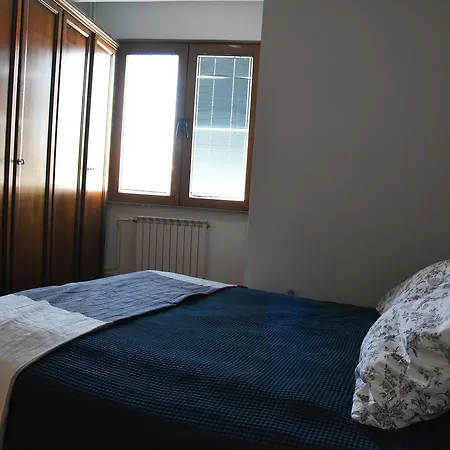 3 Bedroom With Parking Garage In The Heart Of Lägenhet *