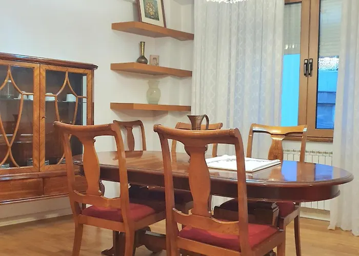 Lejlighed 3 Bedroom With Parking Garage In The Heart Of Skopje