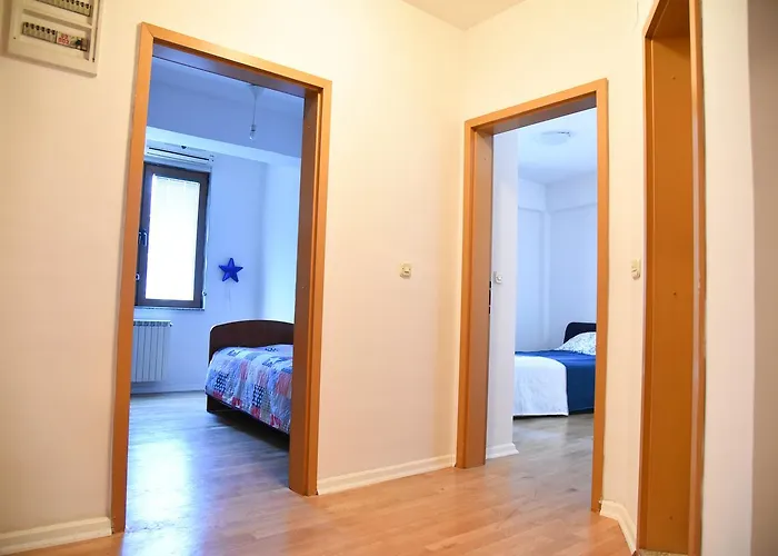 3 Bedroom With Parking Garage In The Heart Of Skopje